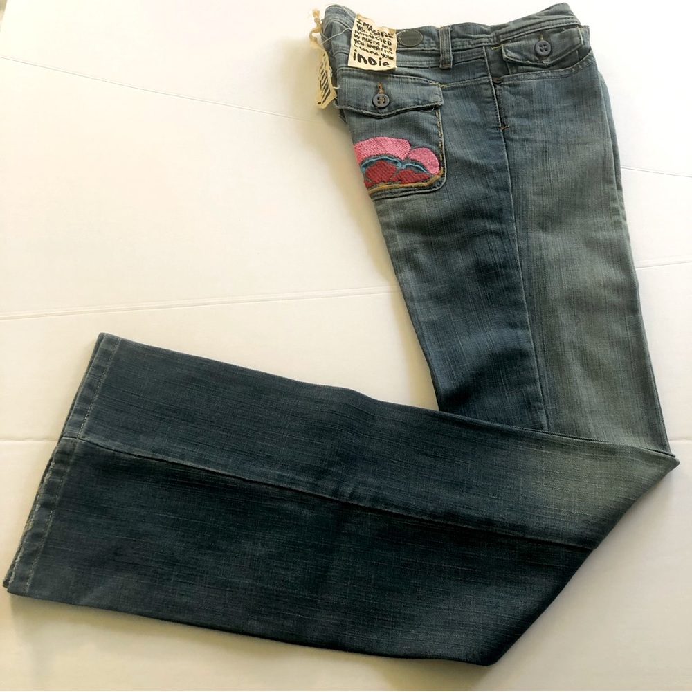 NWT Indie Premium Jeans Embroidered Flower Button Pockets sz 27 zip fly boot cut